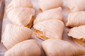 Sfogliatelle uncooked - 3